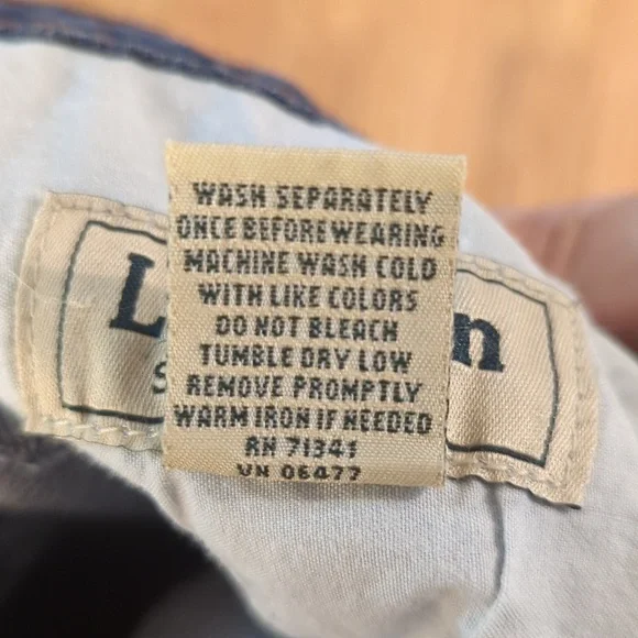 LL Bean favorite crop straight fit jeans, women's 18R (35" waist) - Picture 7 of 7